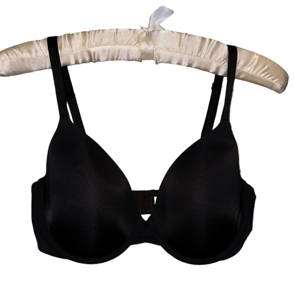 Victoria’s Secret Black Satin T-Shirt Bra Size 36D